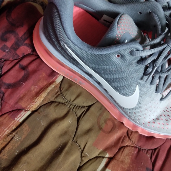 Nike Air Max - Picture 3 of 4